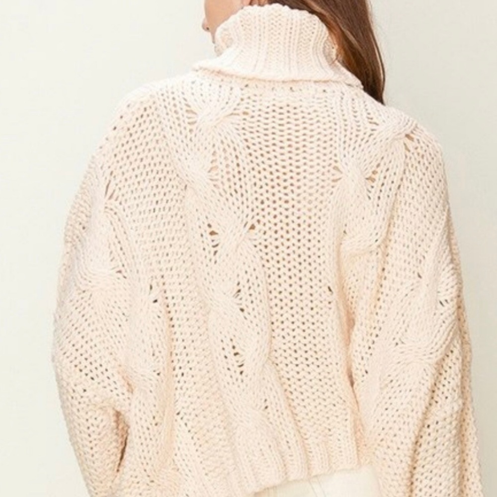 TURTLENECK CABLE KNIT SWEATER - Picture 4 of 6